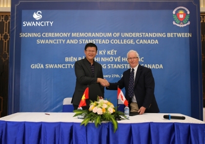 Swancity ký kết biên bản ghi nhớ hợp tác với trường Standstead College, Canada